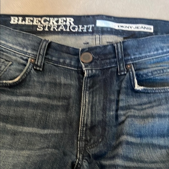 Dkny Blue Relaxed Jeans with Vintage Fading - Picture 8 of 8